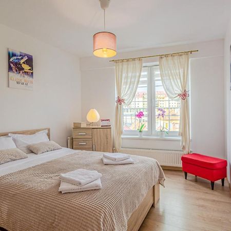 Opera Apart Apartment Brasov Ngoại thất bức ảnh