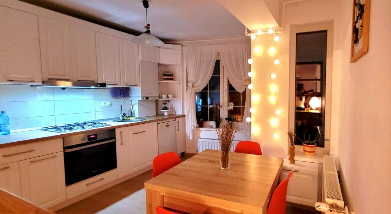 Opera Apart Apartment Brasov Ngoại thất bức ảnh