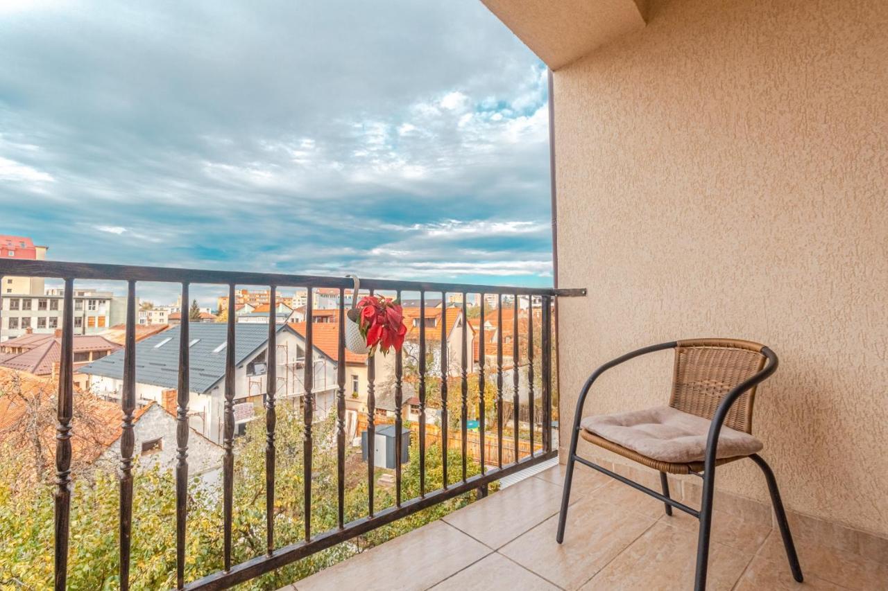 Opera Apart Apartment Brasov Ngoại thất bức ảnh