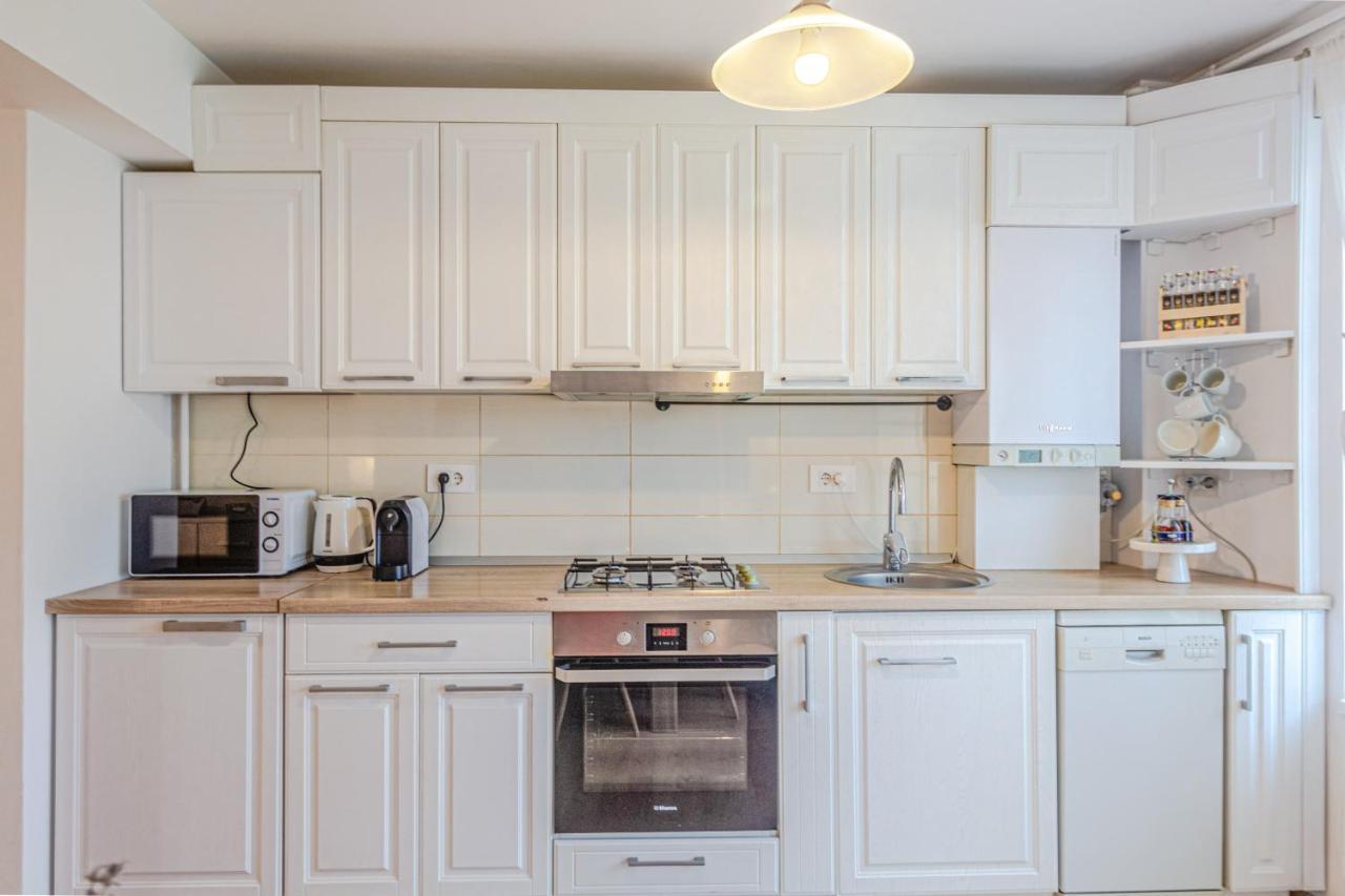 Opera Apart Apartment Brasov Ngoại thất bức ảnh