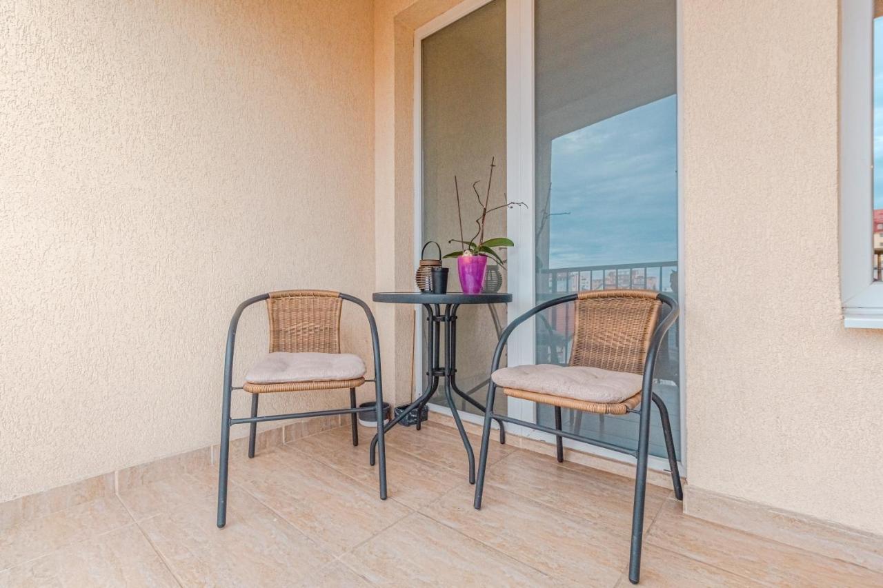 Opera Apart Apartment Brasov Ngoại thất bức ảnh