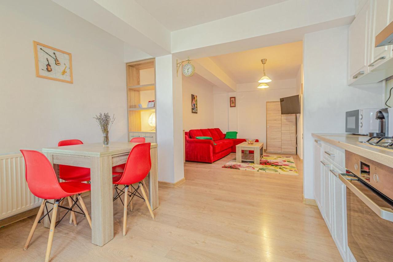 Opera Apart Apartment Brasov Ngoại thất bức ảnh
