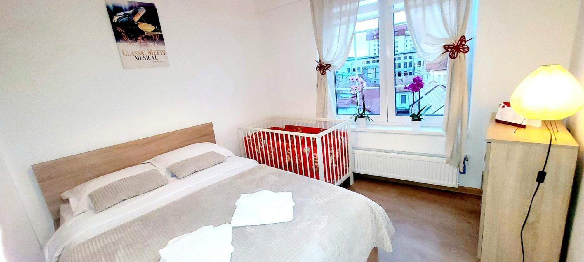 Opera Apart Apartment Brasov Ngoại thất bức ảnh